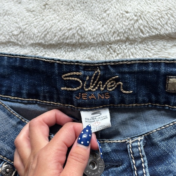 Silver Jeans Suki Capris Size 28 | Mid Rise Bootcut Crop Denim Blue Casual - Picture 5 of 10